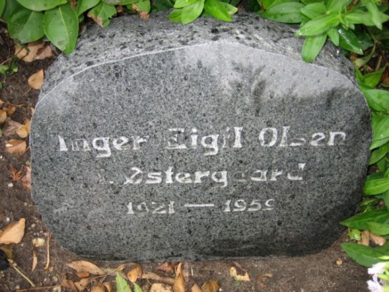 Inger E.O. Oestergaard.jpg